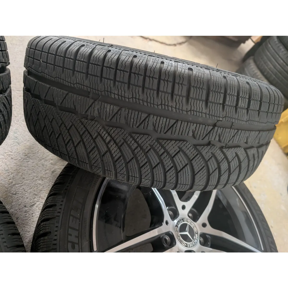 Mercedes CLE AMG Winterräder 18 Zoll Michelin C236 Original