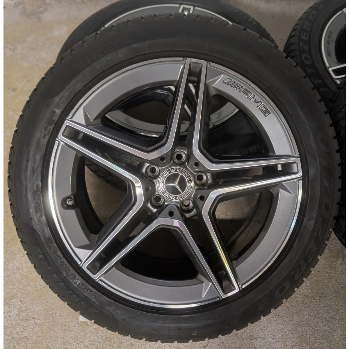 Mercedes S-Klasse W223 AMG Winterräder 19 Zoll Pirelli Original