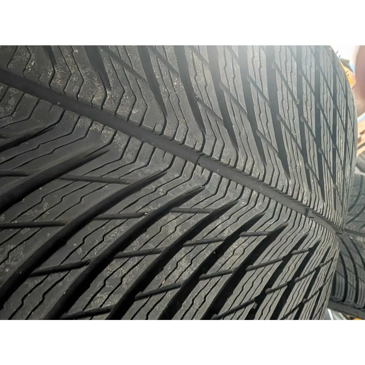 Mercedes-AMG GT 4-Türer X290 Winterräder 20 Zoll Michelin