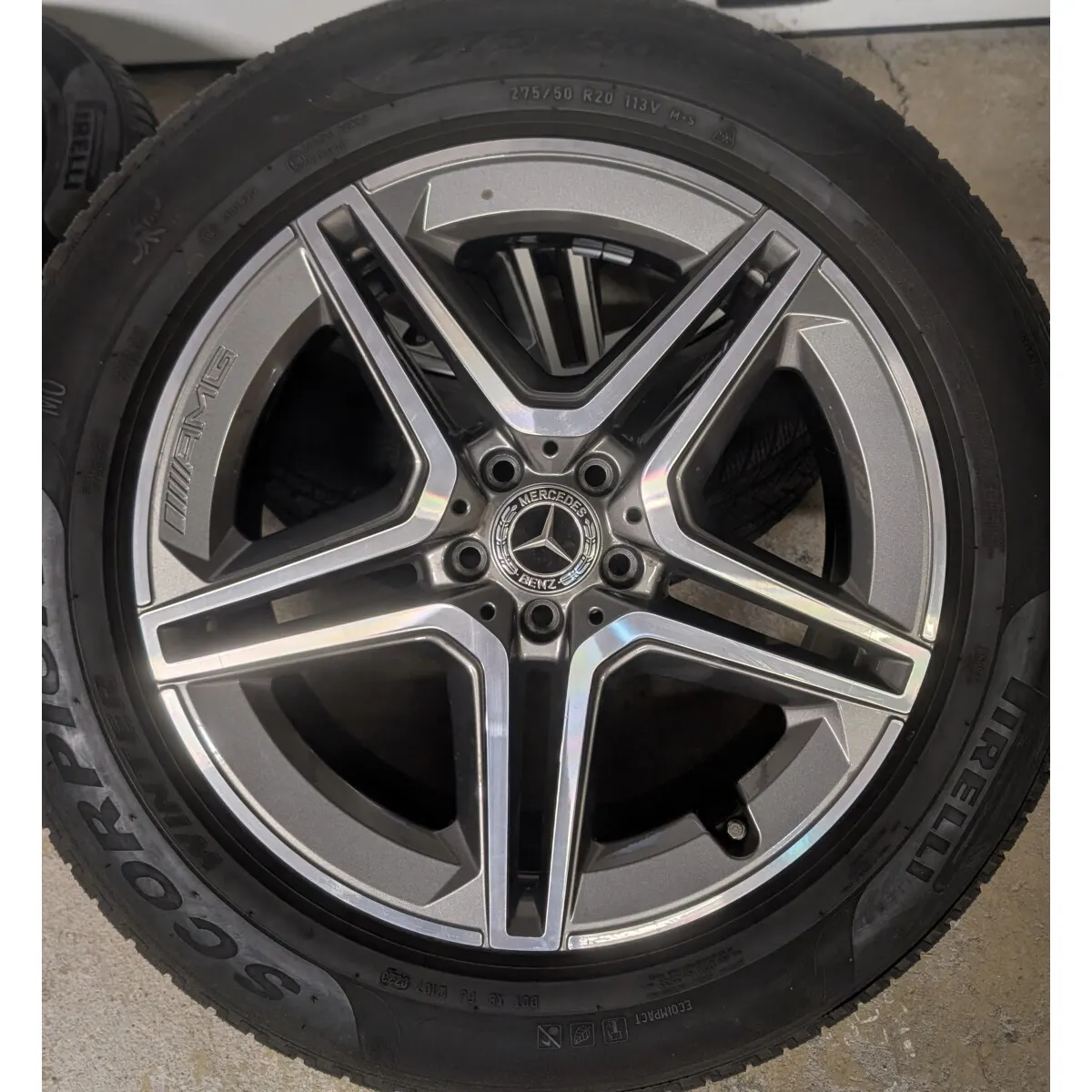 Mercedes GLE V167 AMG Winterräder 20 Zoll Pirelli grau