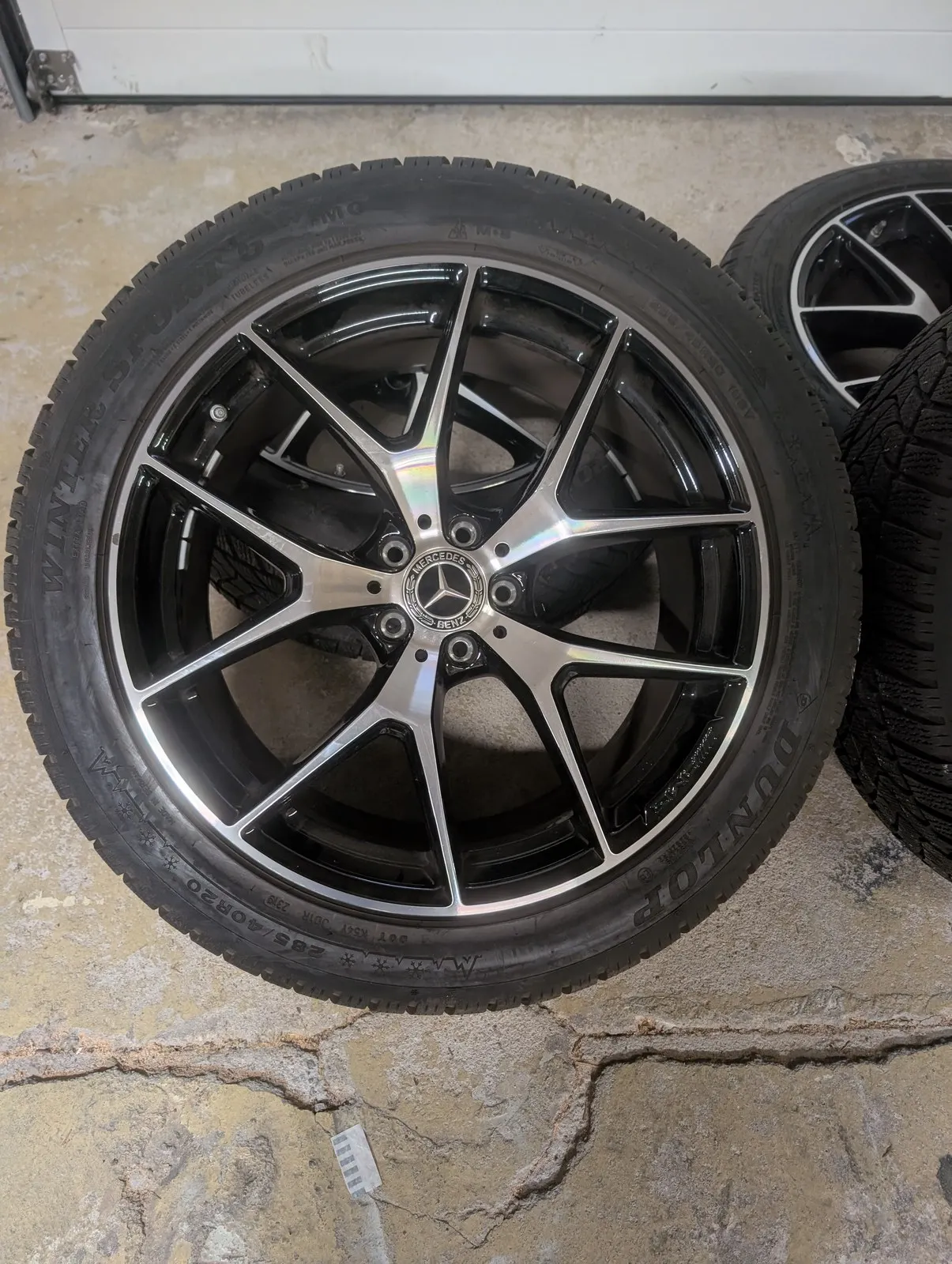 Mercedes GLC X253 AMG Winterräder 20 Zoll Dunlop Original – Originalfoto 5