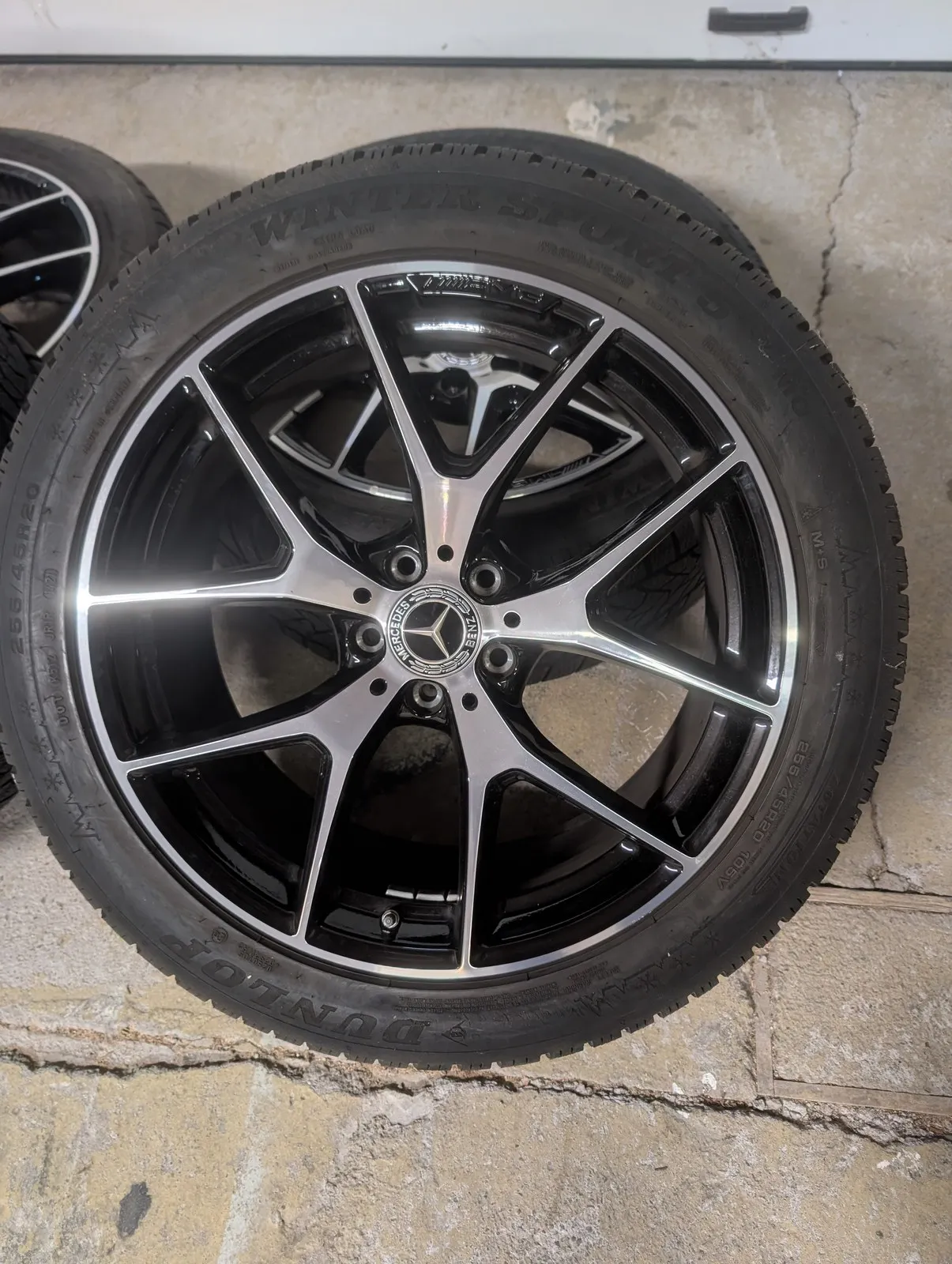 Mercedes GLC X253 AMG Winterräder 20 Zoll Dunlop Original – Originalfoto 6
