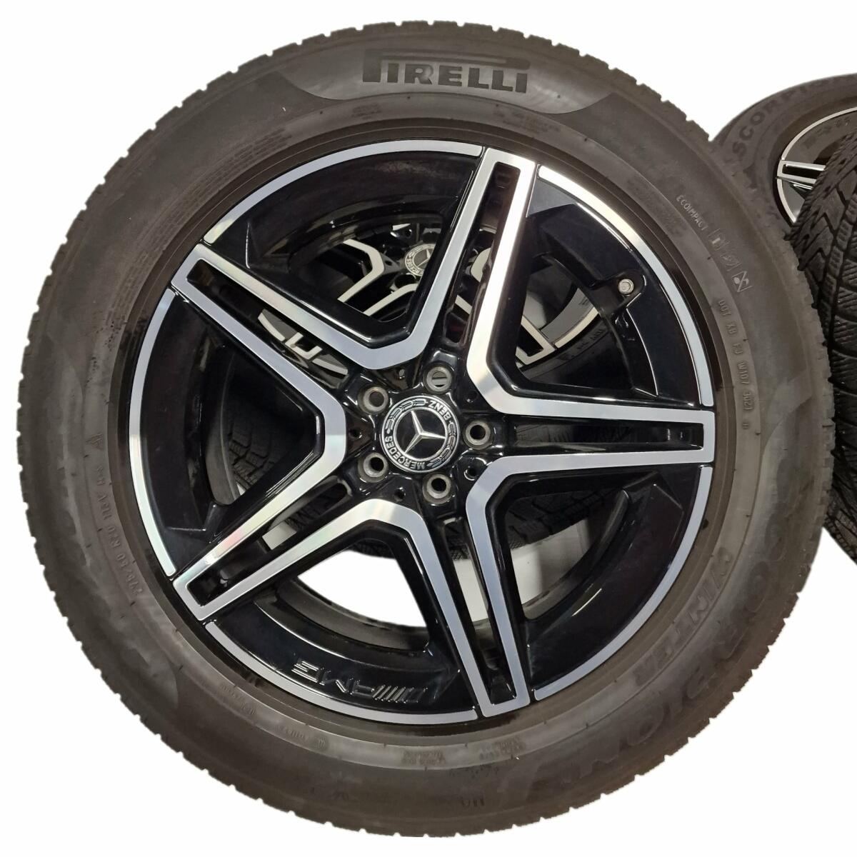 Mercedes GLE V167 AMG Winterräder 20 Zoll Pirelli grau