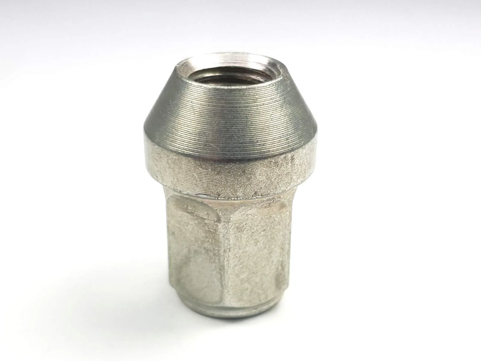 Radmuttern M12x1,5 33 SW17 Kegelbund 60° silber