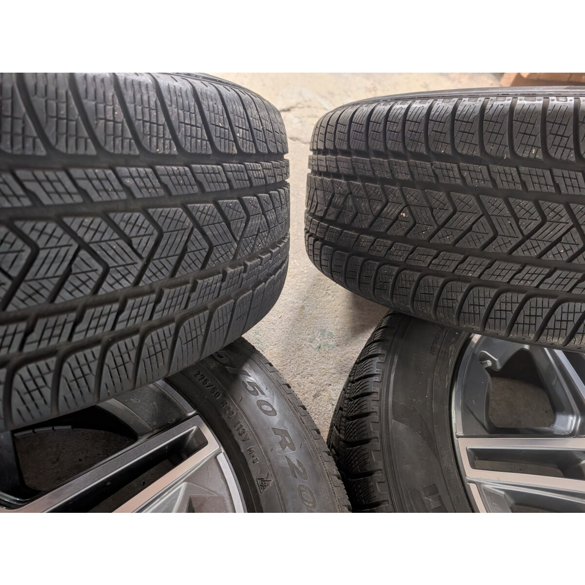 Mercedes GLE V167 AMG Winterräder 20 Zoll Pirelli schwarz