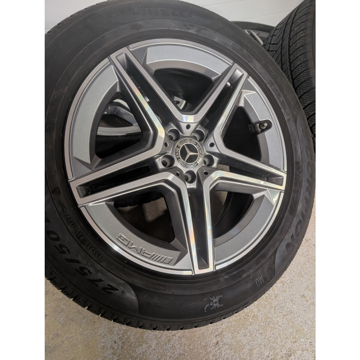 Mercedes GLE V167 AMG Winterräder 20 Zoll Pirelli schwarz