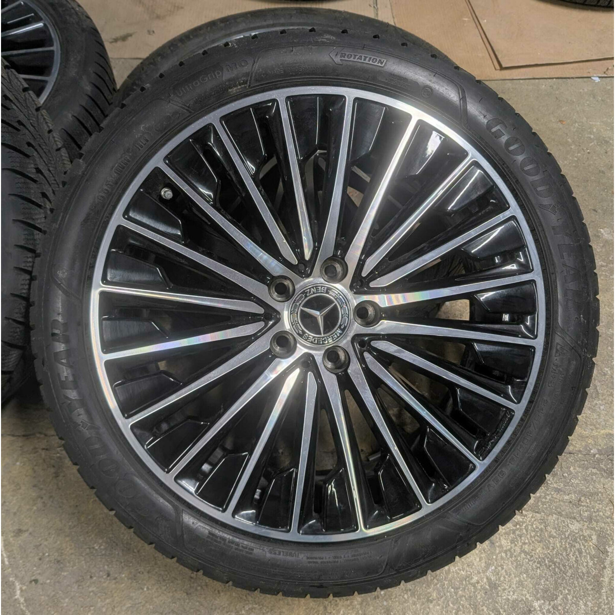 Mercedes CLE AMG Winterräder 19 Zoll Goodyear C236 Original