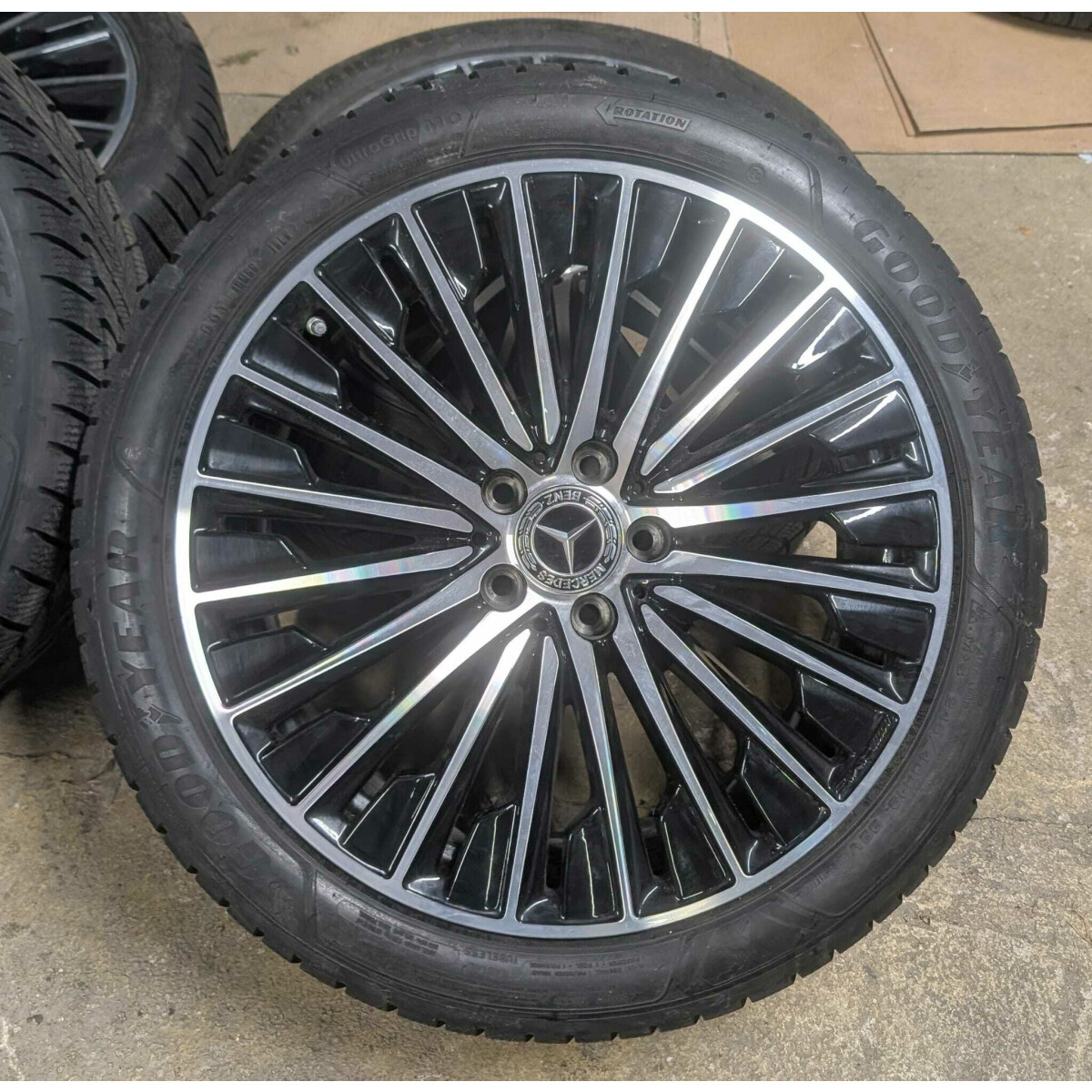 Mercedes CLE AMG Winterräder 19 Zoll Goodyear C236 Original