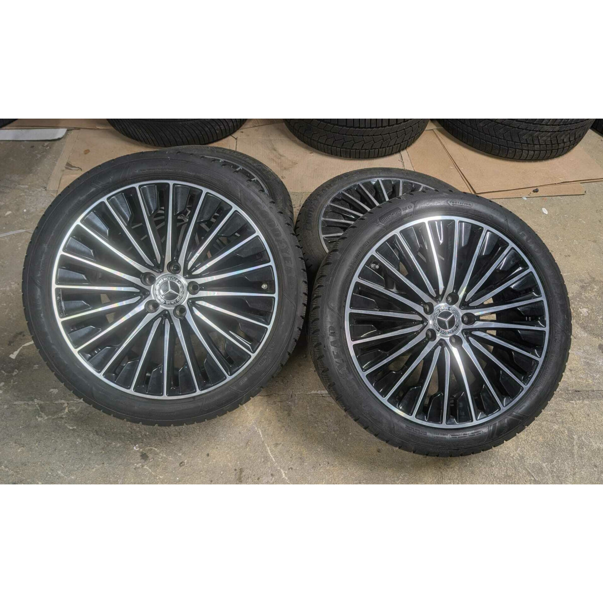 Mercedes CLE AMG Winterräder 19 Zoll Goodyear C236 Original